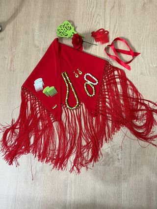 Traje de flamenca juvenil vende con lunares blanco