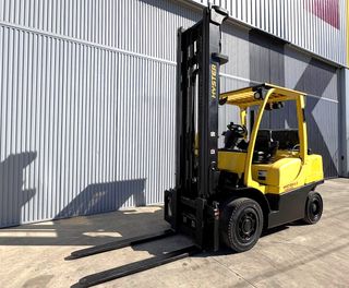 CARRETILLA GAS 4000 KG SEMINUEVA ECONOMICA