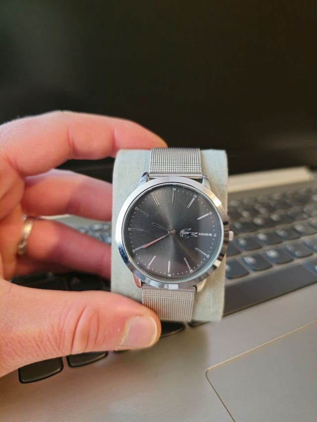 Reloj lacoste clásico