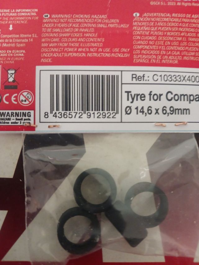 Scalextric compact neumáticos