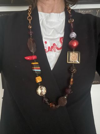 Collana vintage in resina multicolore