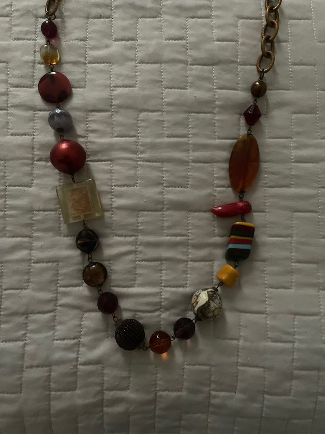 Collana vintage in resina multicolore