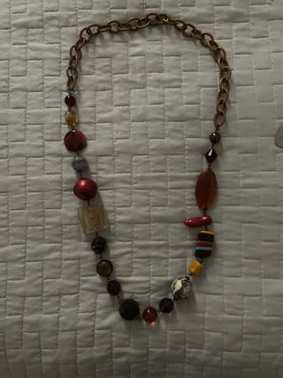 Collana vintage in resina multicolore