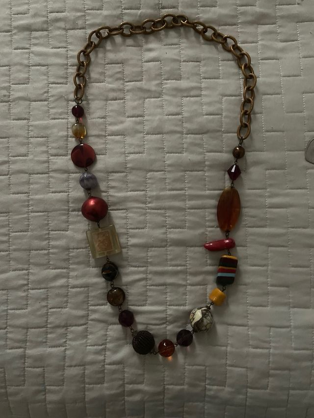 Collana vintage in resina multicolore