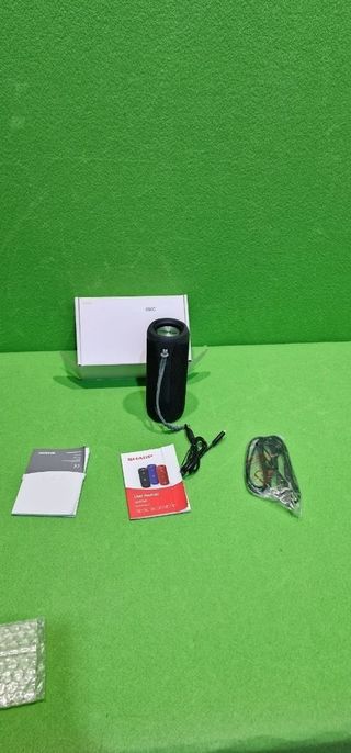 Sharp Altavoz Bluetooth portátil 00060.C