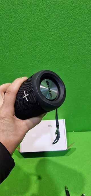 Sharp Altavoz Bluetooth portátil 00060.C