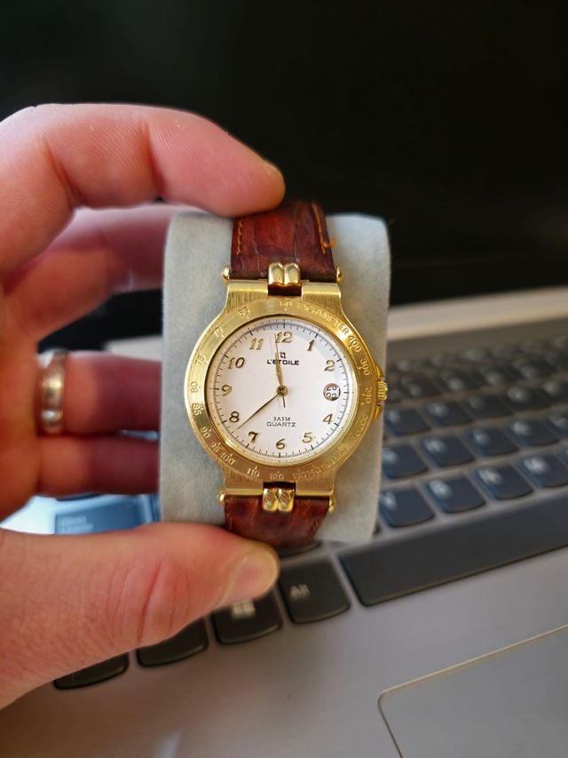 Reloj l'etoile clásico.