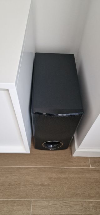 Barra de sonido LG NB3520A 300w 2.1