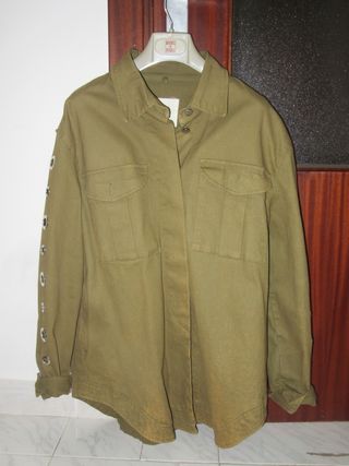 chaqueta verde militar