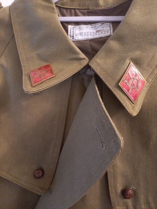 Cappotto dell'esercito spagnolo degli anni '70