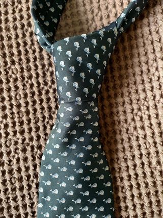 Corbata verde oscuro de ballenas talla m o l