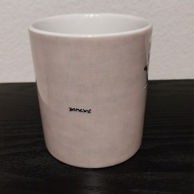 Taza Banksy