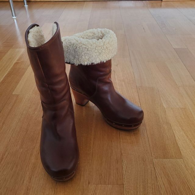 Botas zuecos UGG