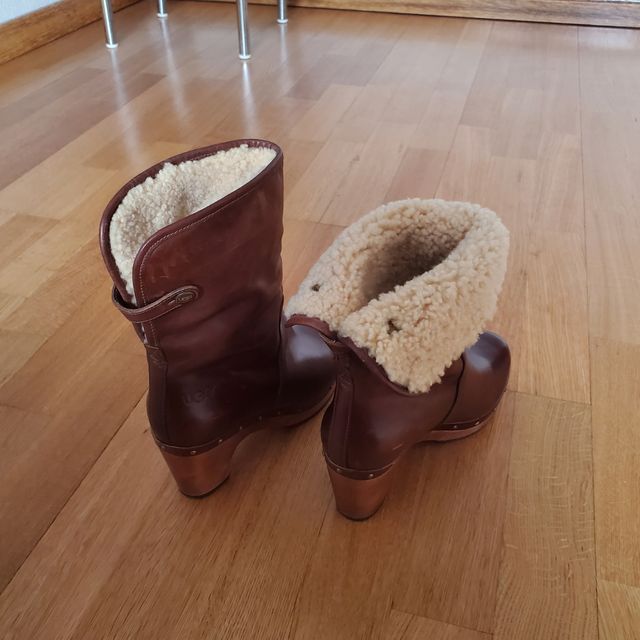 Botas zuecos UGG
