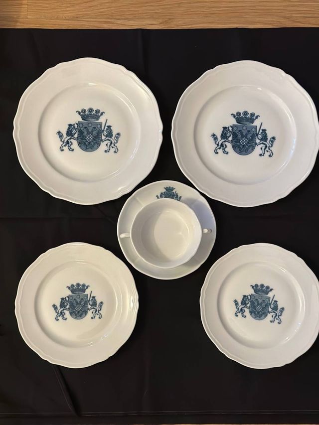 Servizio piatti Richard Ginori 