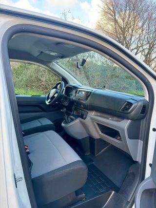PEUGEOT EXPERT 2018 CAMPERIZADA Y HOMOLOGADA