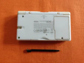 Nintendo DS Lite bianco