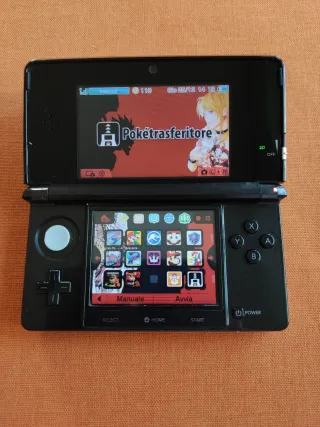Nintendo 3DS con Banca Pokémon e Pokétrasferitore