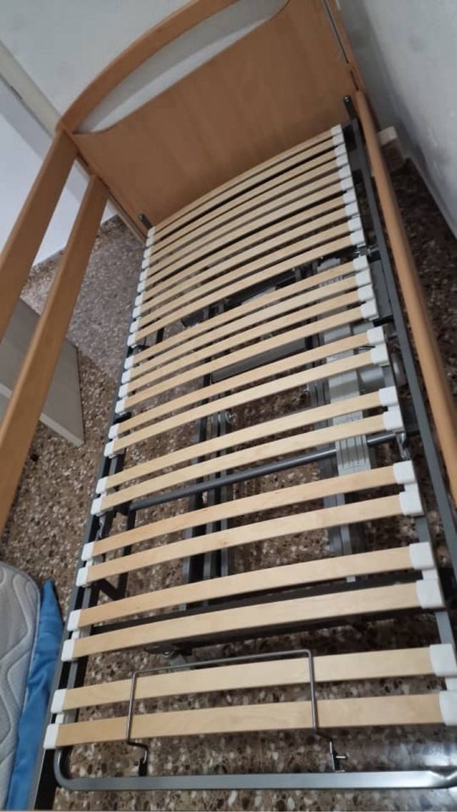 Cama elevadora articulada y colchon a estrenar