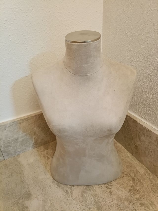 Torso maniquí tela
