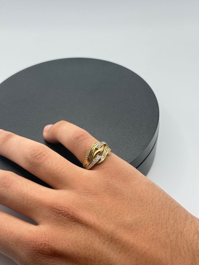 Ref1.209 Anillo de oro de 18k