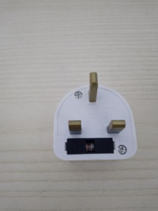 Enchufe adaptador UK, Reino Unido