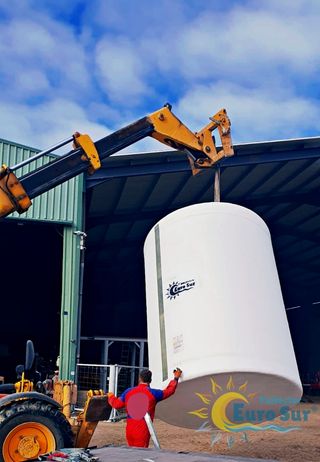 CASCOS DE PISCINAS DE POLIESTER