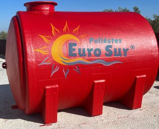 CASCOS DE PISCINAS DE POLIESTER