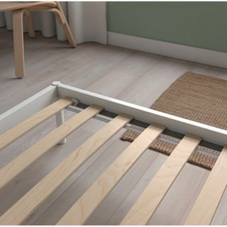 Somier Base Cama 135x190 blanca Ikea MUY bueno