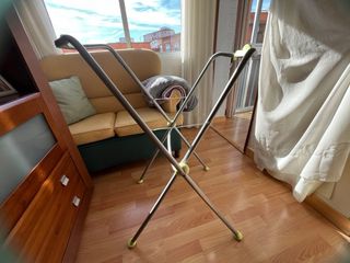 Bañera con soporte poco uso negociable