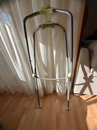 Bañera con soporte poco uso negociable