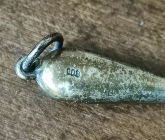 Antiguo espejo de Plata con argolla