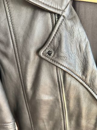 Cazadora de piel Karl Lagerfeld chamarra biker L