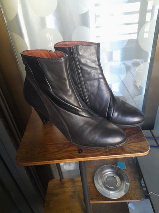 Botines de piel