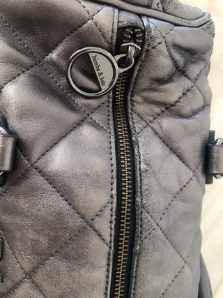 Bolso piel Bimba y Lola gris metalizado