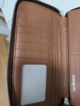 Monedero tarjetero Desigual