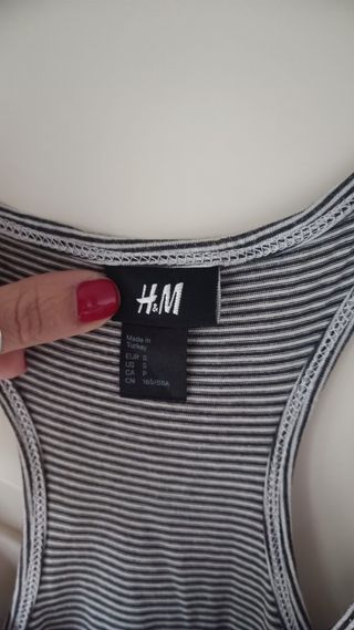 Vestito a righe bianche e nere HeM