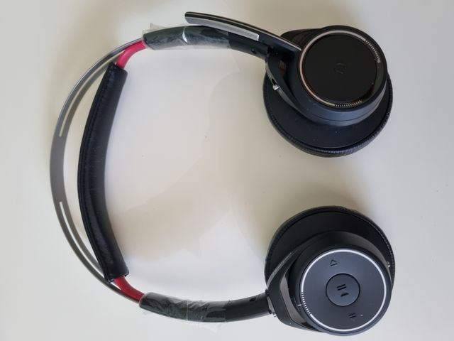 Auriculares Plantronics Voyager Focus UC