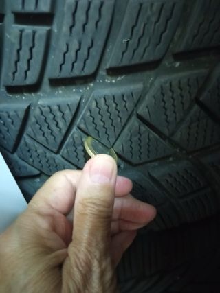 Neumático invierno 19”