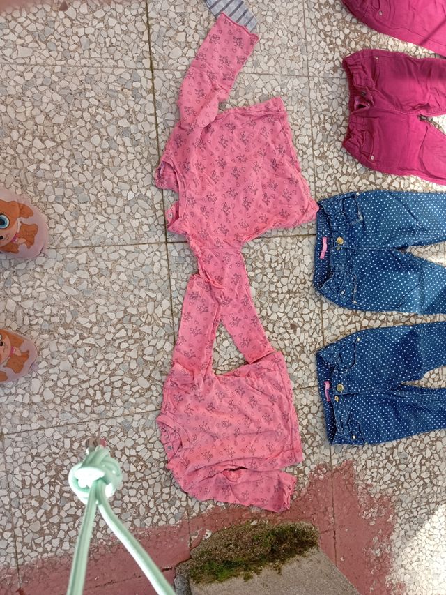 Gran lote de ropa para mellizas