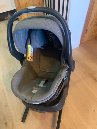 Silla de coche UPPAbaby Cruz V2 – Como nueva