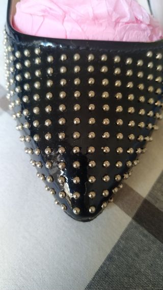 Salones negros minitachuelas Miu Miu