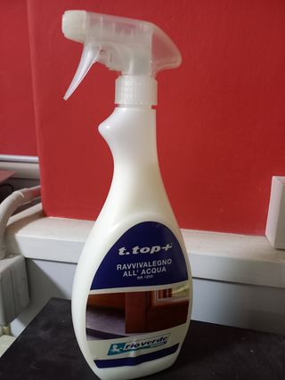 Ravviva legno all'acqua Rio Verde per infissi 