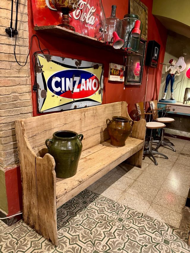 Banco escón catalán de Masia. Siglo 19