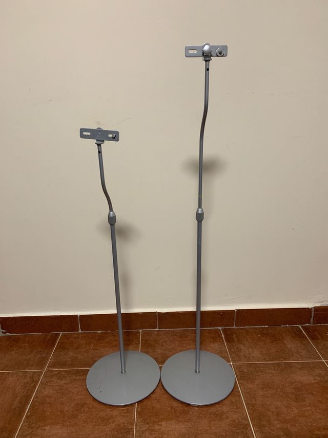 Supporto per altoparlanti