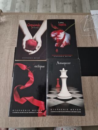 Crepúsculo (Saga Crepúsculo 1) (Spanish Edition)