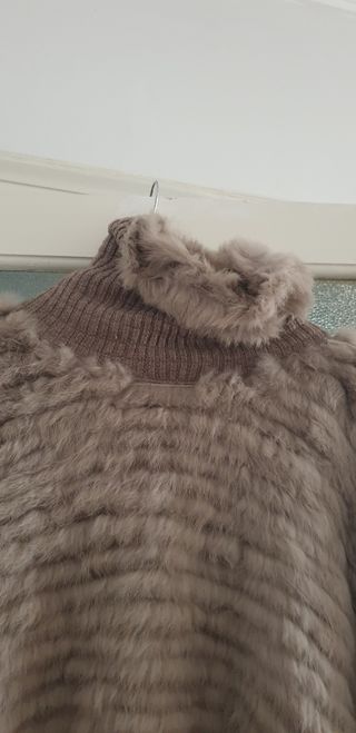 Chaquetón de piel y punto