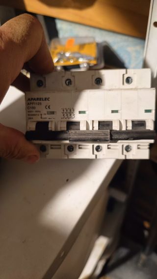 Magnetotermico tetrapolar