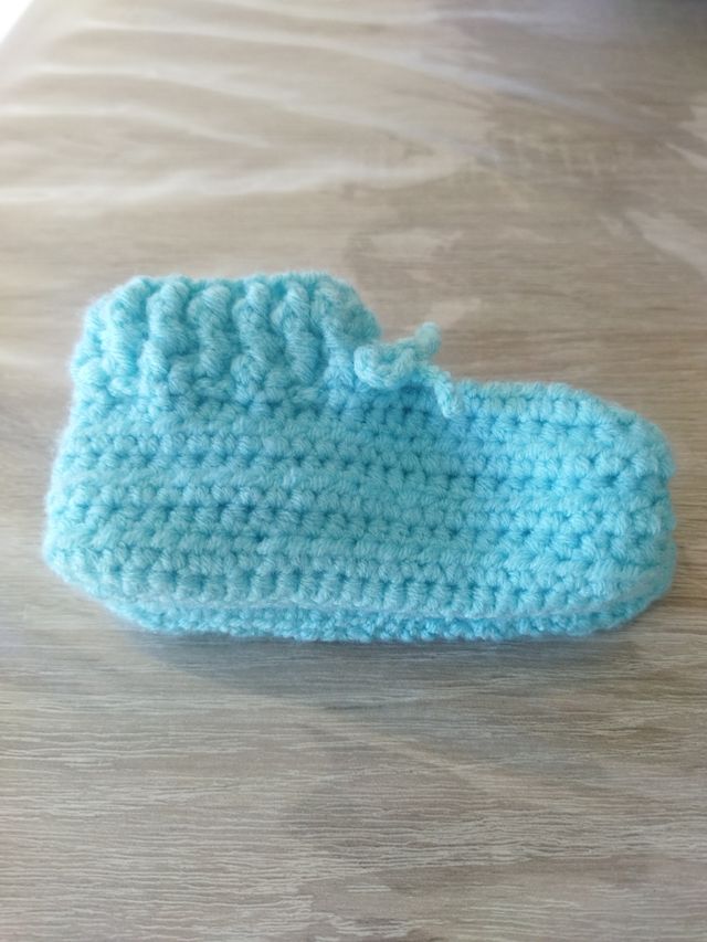 Patucos de lana de bebé de 9 a 12 meses