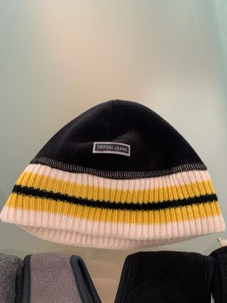 Pack de 4 badanas e gorro para Ski.